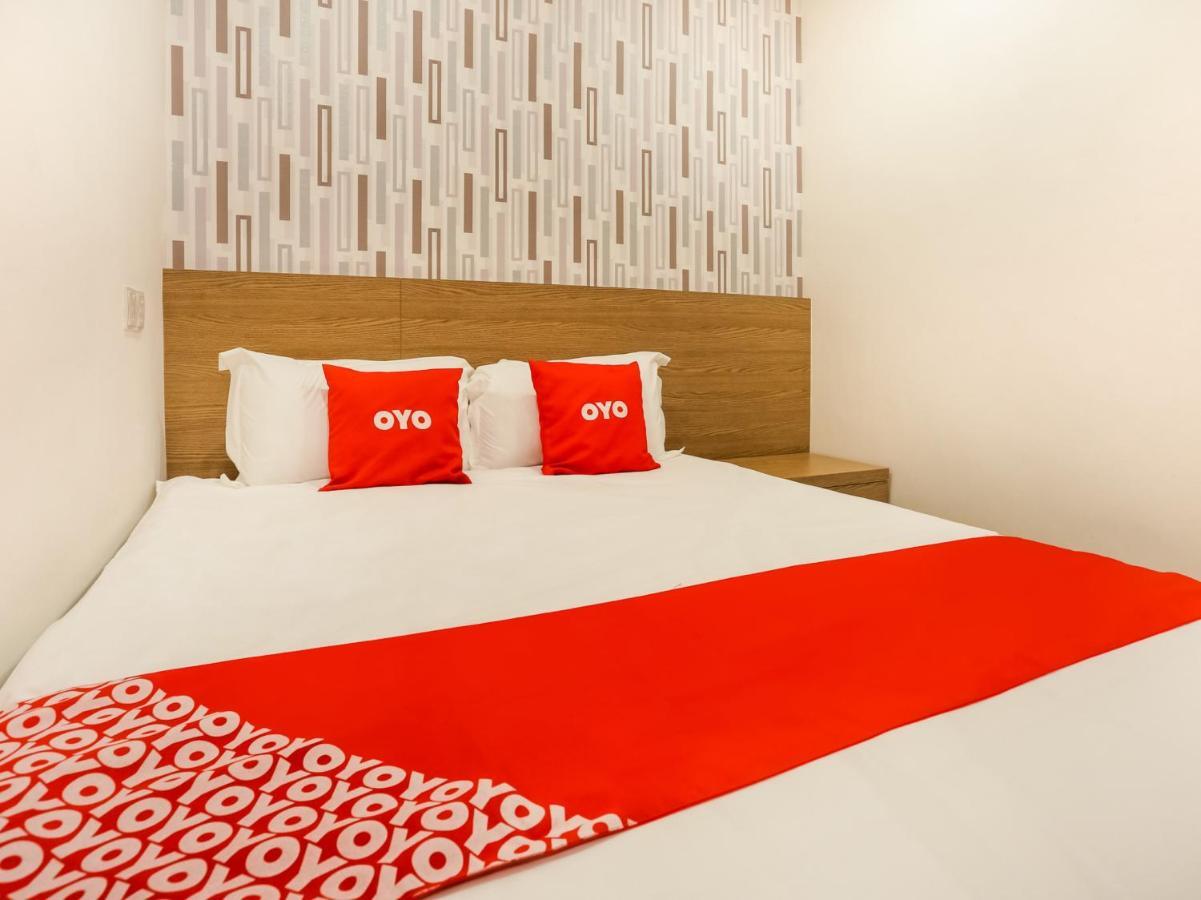 Dyaya Hotel Malacca Exterior photo